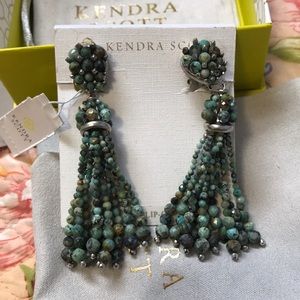 Kendra Scott clip on earrings